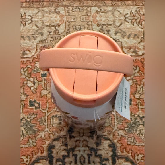 Brand New Swig Life Full Bloom Flip + Sip 36oz Tumbler - Picture 7 of 11